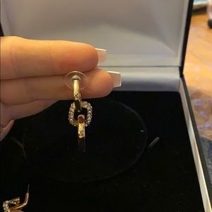 🚨SALE 🚨 5 items for only $25!!